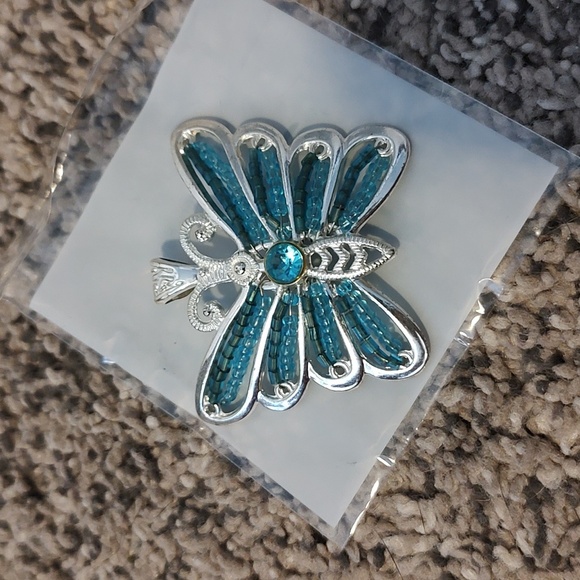 Butterfly Charm - Picture 1 of 3